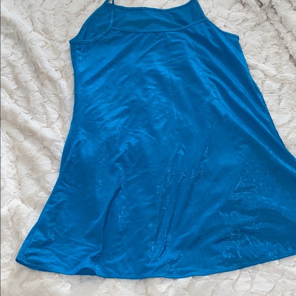 Worn out lingerie nightie slip - Picture 4 of 6